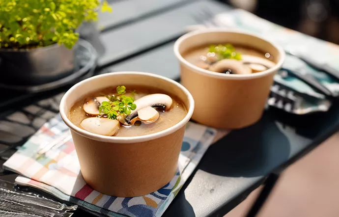 Insulated and Spill-Resistant, These Cups Maintain Soup Temperature While Featuring Custom Prints.