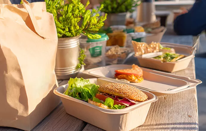 Paper vs. Plastic: The Shift Toward Sustainable Packaging