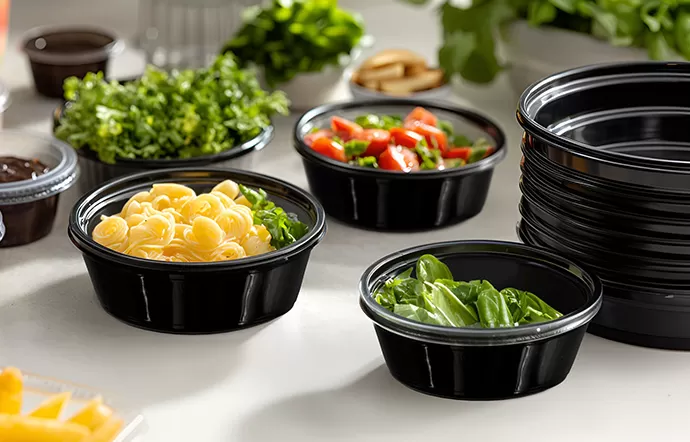 How do PP Containers Compare to PET for Hot and Cold Food Storage?