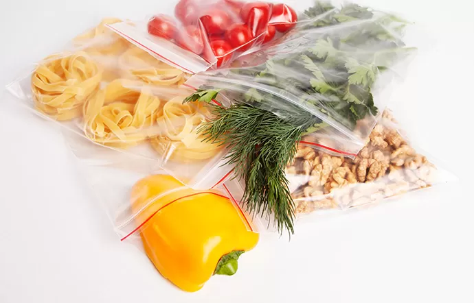 How Do Reclosable Bags Help Maintain Food Freshness and Reduce Waste?